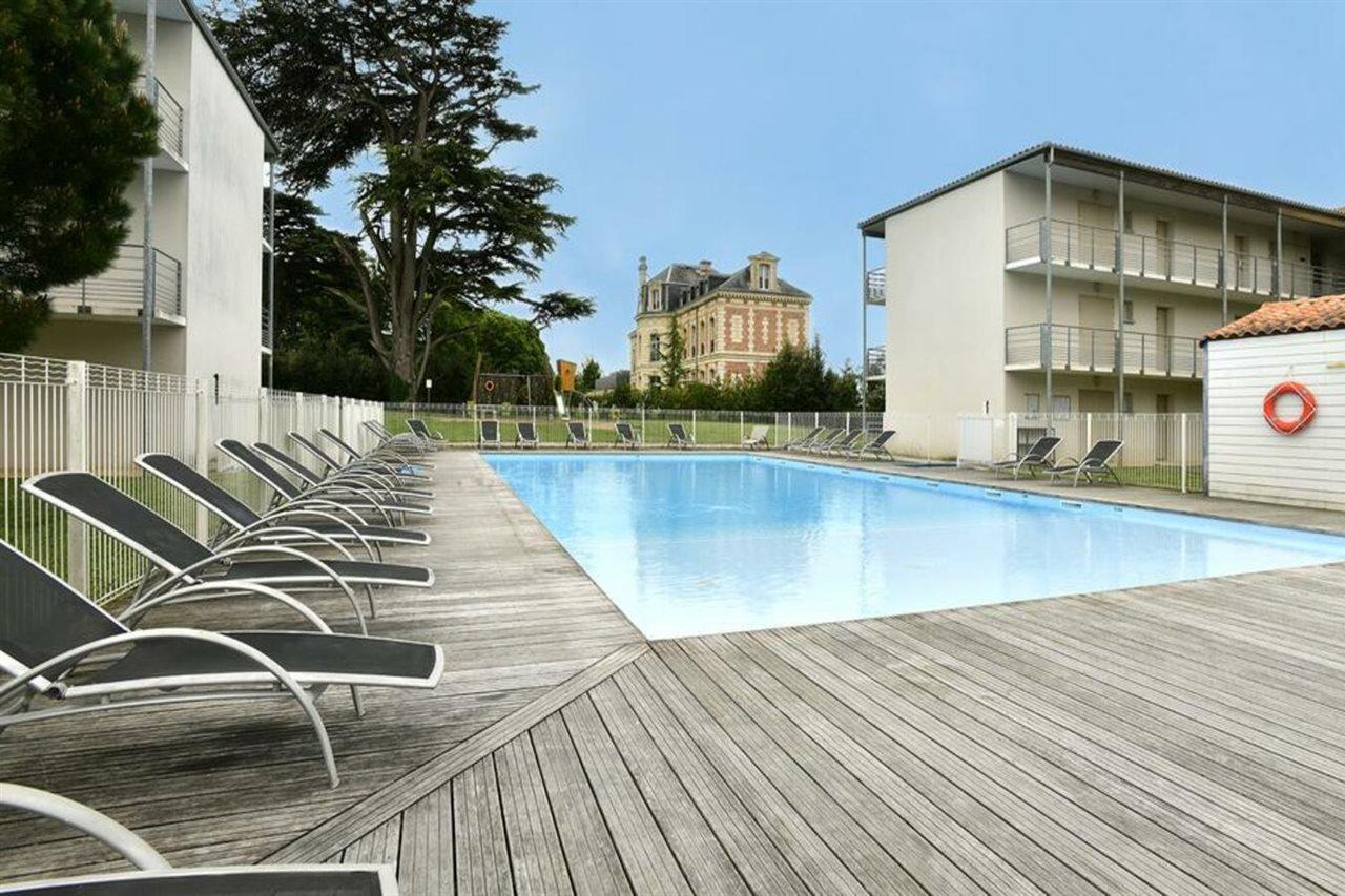 Vacanceole - Le Domaine Du Chateau - La Rochelle / Ile De Re Lagord Dış mekan fotoğraf
